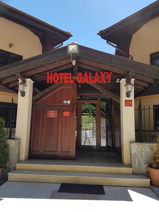 Galaxy Hotel Chiflik Exterior photo